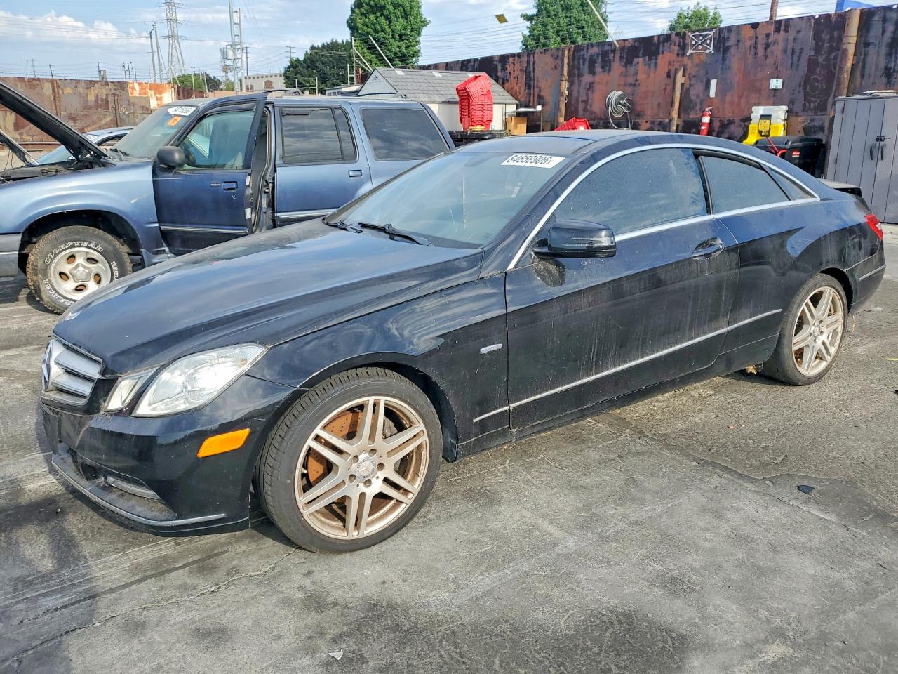 WDDKJ5KBXCF162243 · 2012 MERCEDES-BENZ E-CLASS