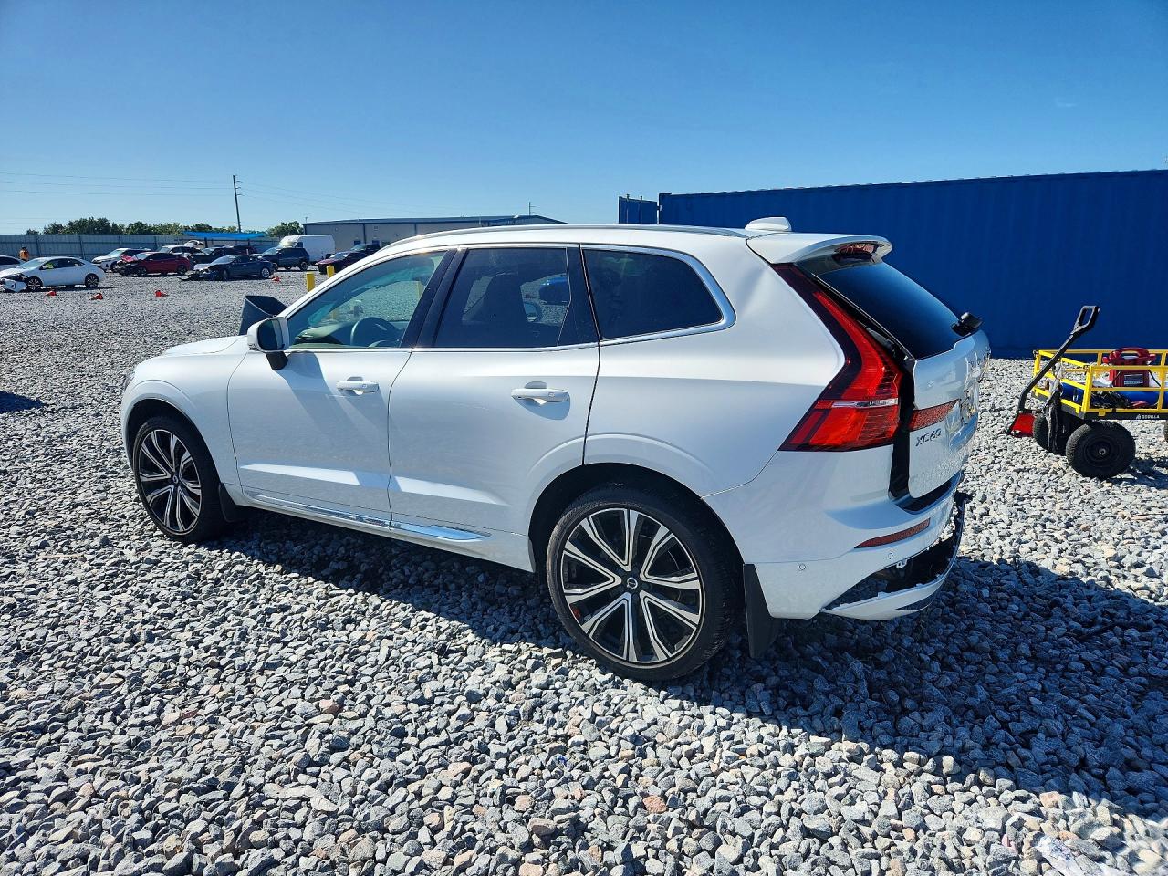 YV4L12RA9P1307945 · 2023 VOLVO XC60 · 2/13