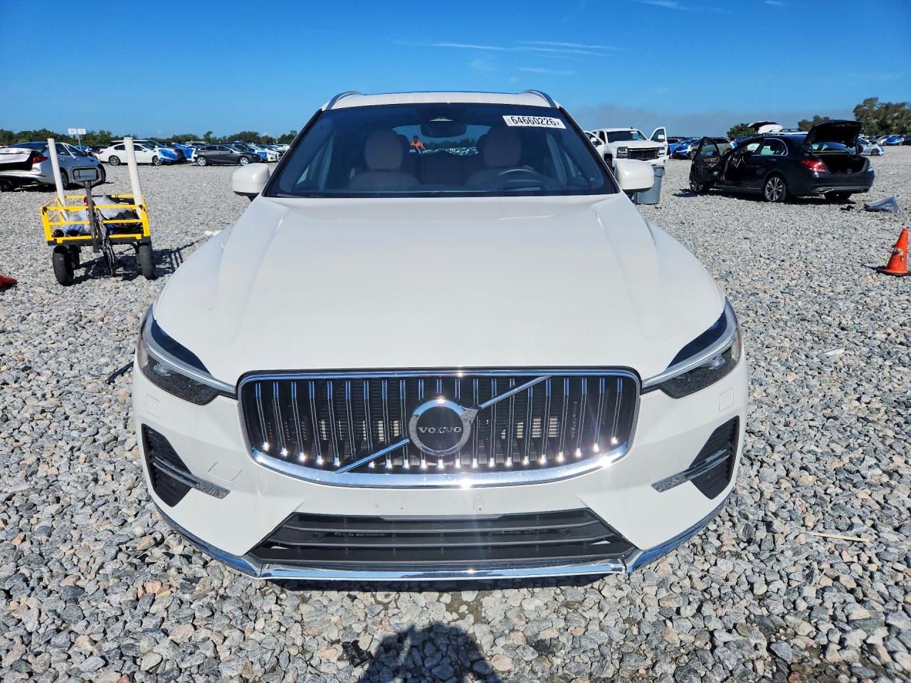 YV4L12RA9P1307945 · 2023 VOLVO XC60 · 5/13