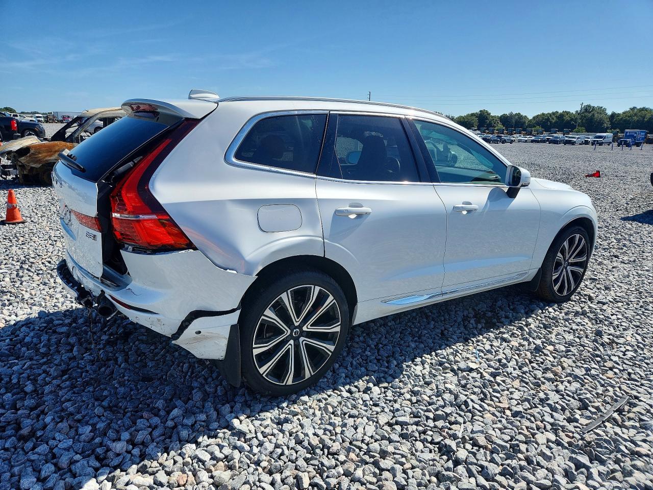YV4L12RA9P1307945 · 2023 VOLVO XC60 · 3/13