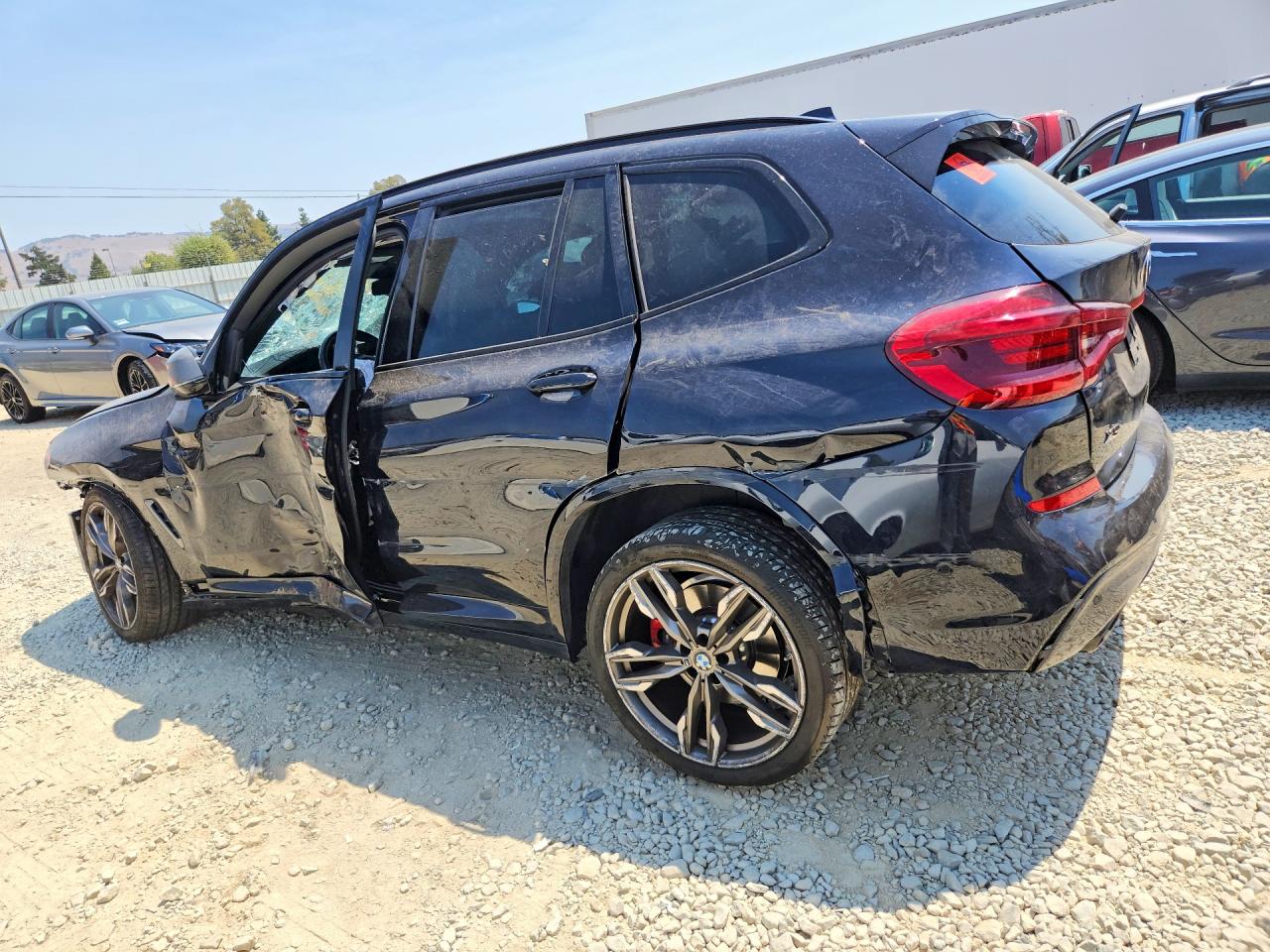 5UXTY9C01M9H72905 · 2021 BMW X3 · 2/13