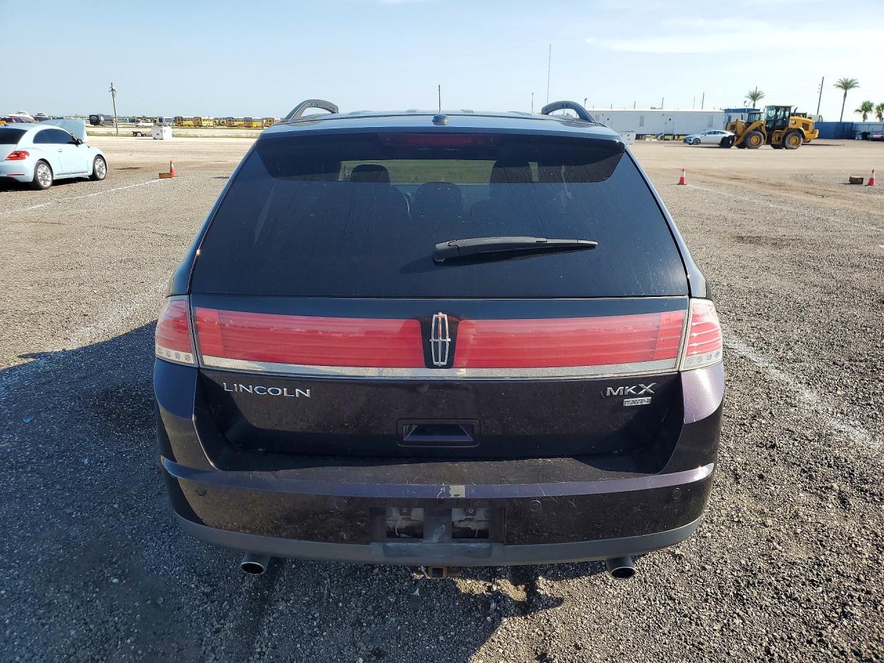 2LMDU88C47BJ07273 · 2007 LINCOLN MKX · 6/12