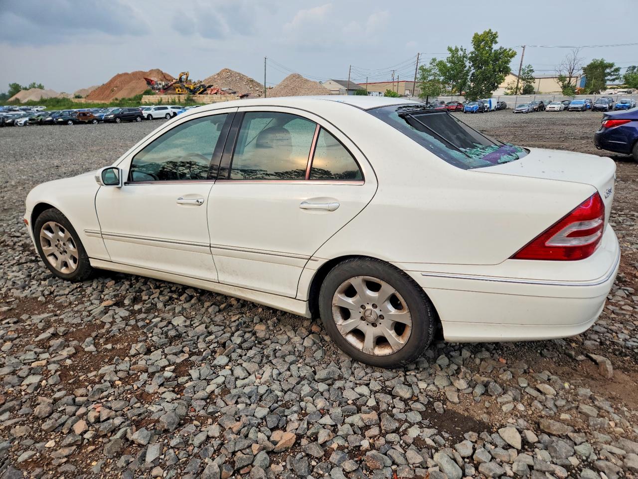 WDBRF87J96F786954 · 2006 MERCEDES-BENZ C · 2/12