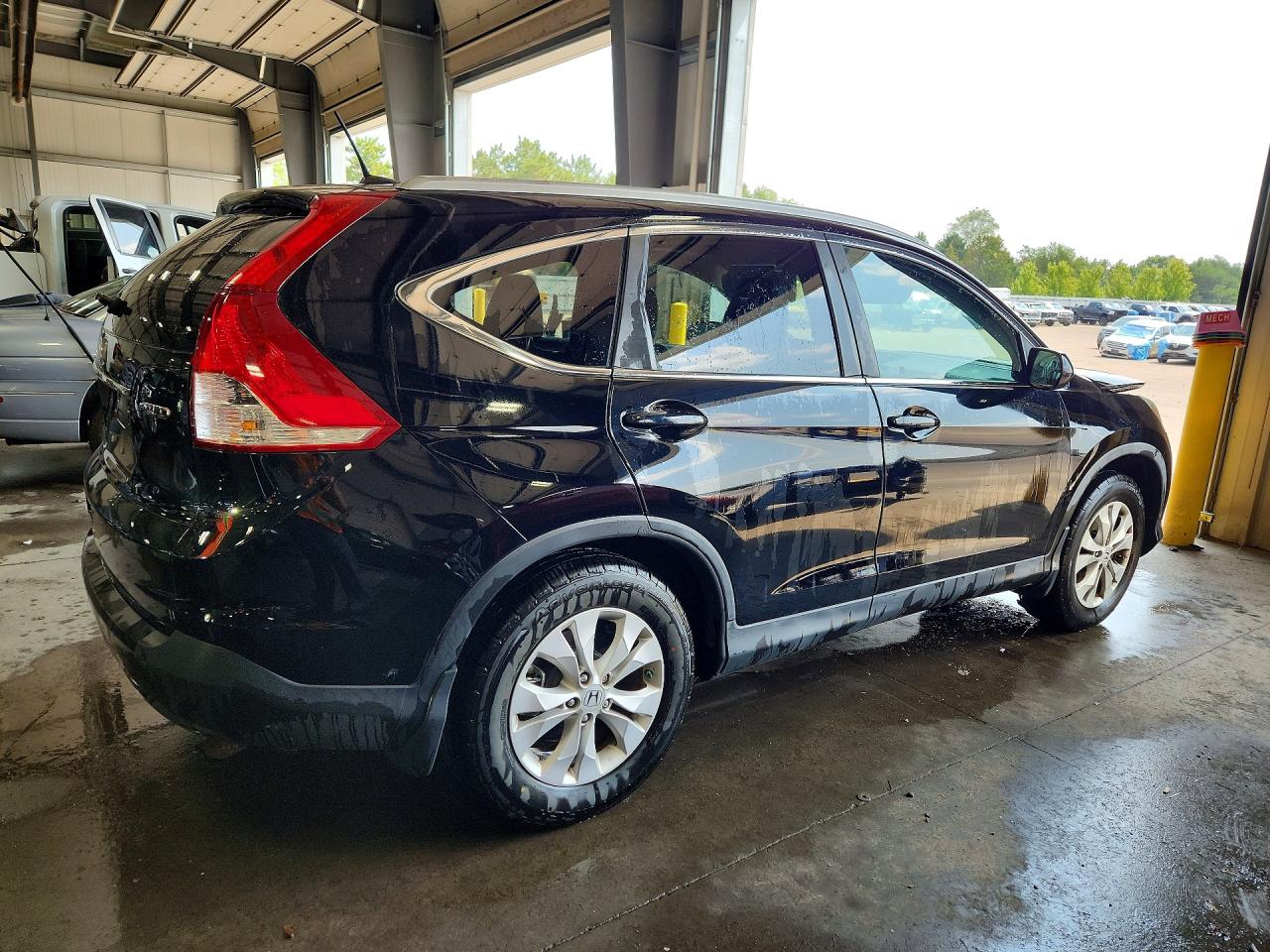 2HKRM4H77CH619996 · 2012 HONDA CR-V · 3/12