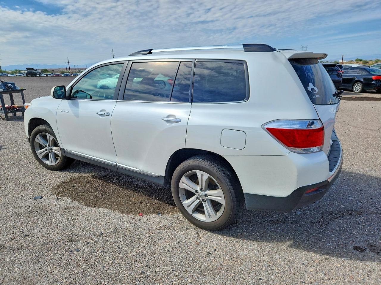 5TDDK3EH9CS171746 · 2012 TOYOTA HIGHLANDER · 2/13