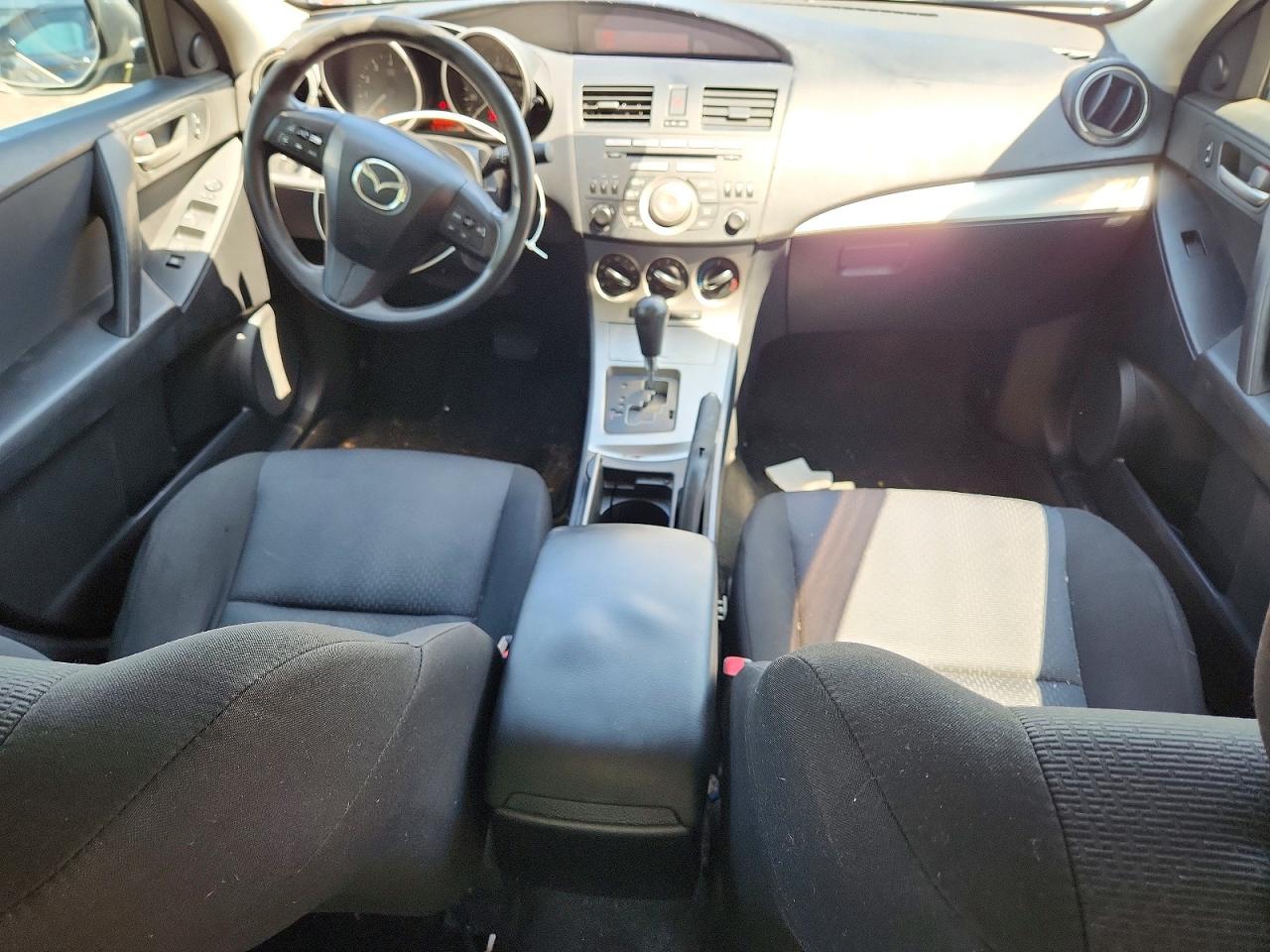 JM1BL1SG8A1201222 · 2010 MAZDA 3 · 8/12