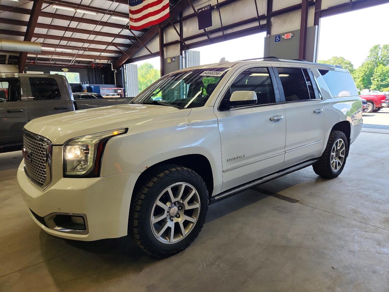 1GKS2HKJ6HR347092 · 2017 GMC YUKON XL