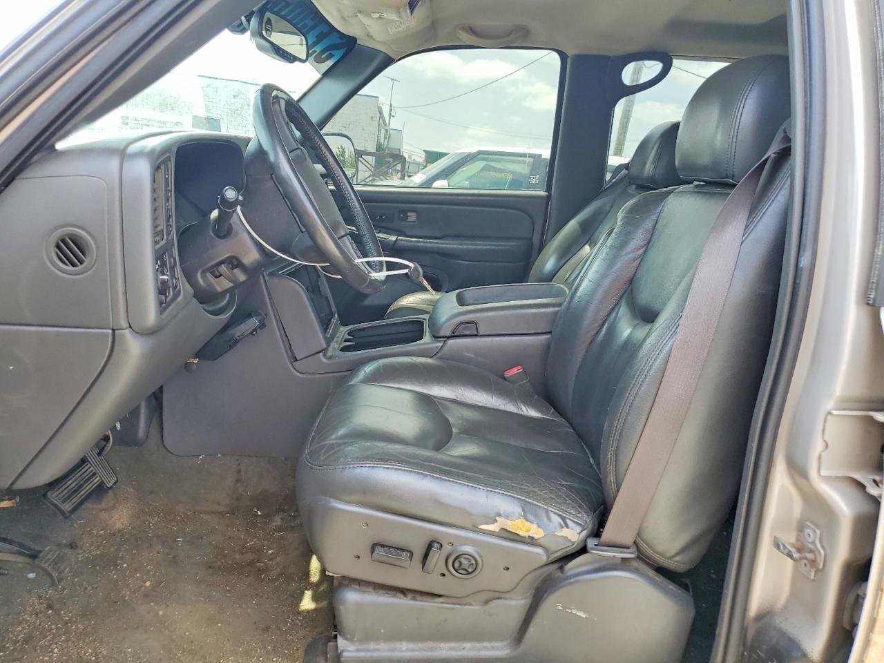 1GCHK232X4F191158 · 2004 CHEVROLET SILVERADO · 7/12