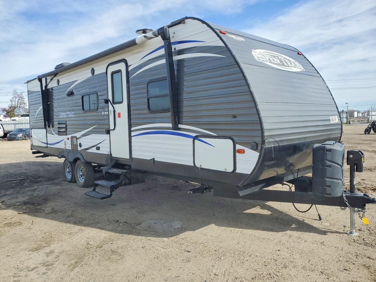 4YDT27524JY922863 · 2018 KEYSTONE KEYSTONE