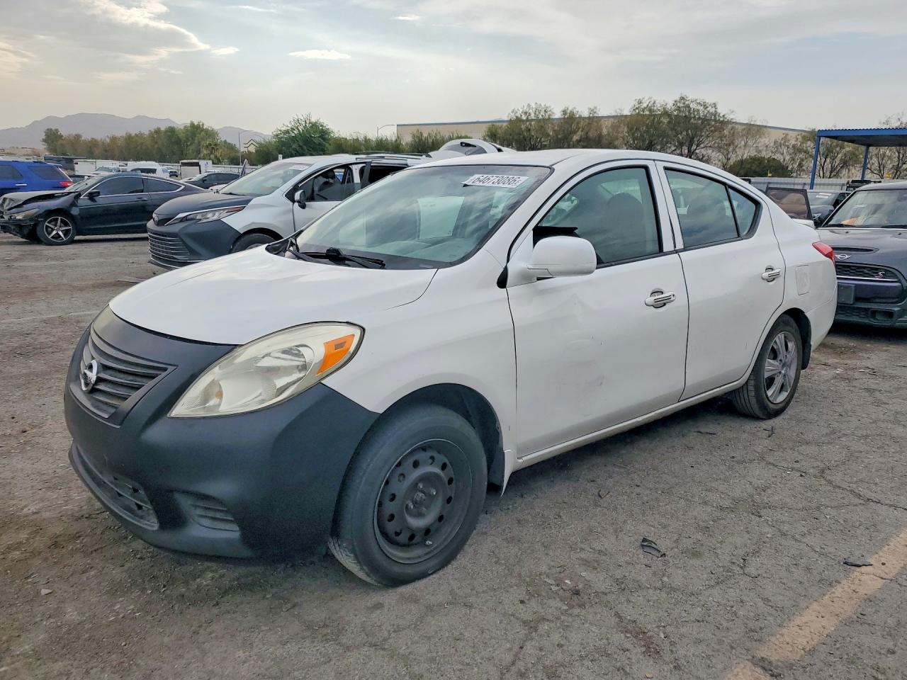 3N1CN7AP0EL855619 · 2014 NISSAN VERSA