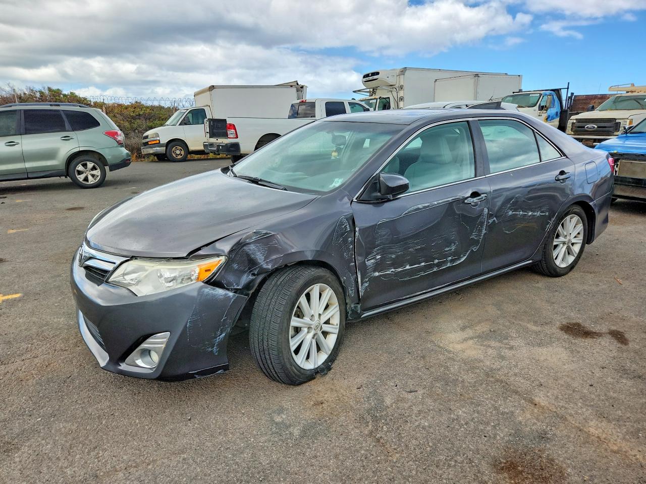 2014 TOYOTA CAMRY