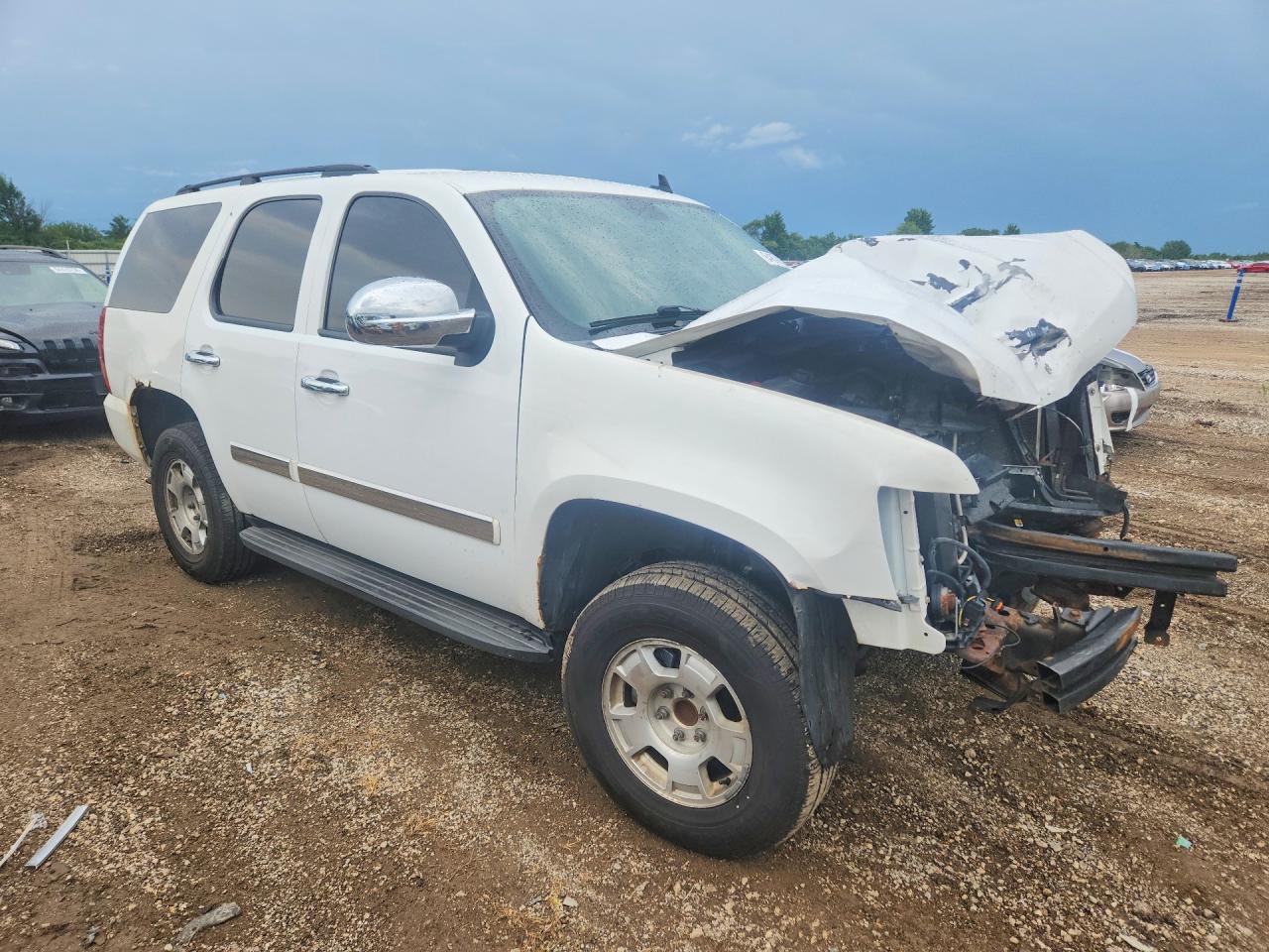 1GNFC13C69R175348 · 2009 CHEVROLET TAHOE · 4/13