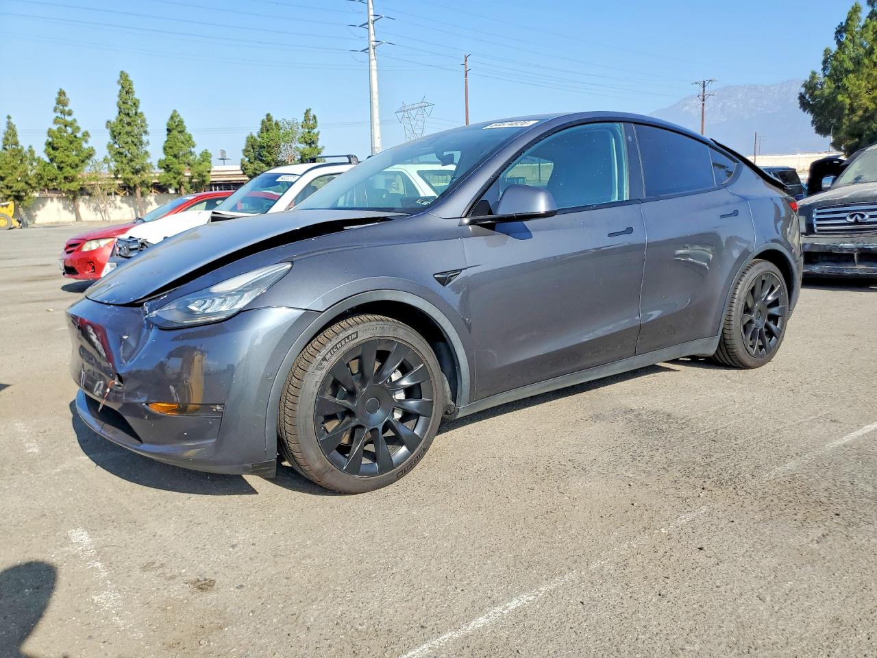 5YJYGAEE8MF180229 · 2021 TESLA MODEL Y