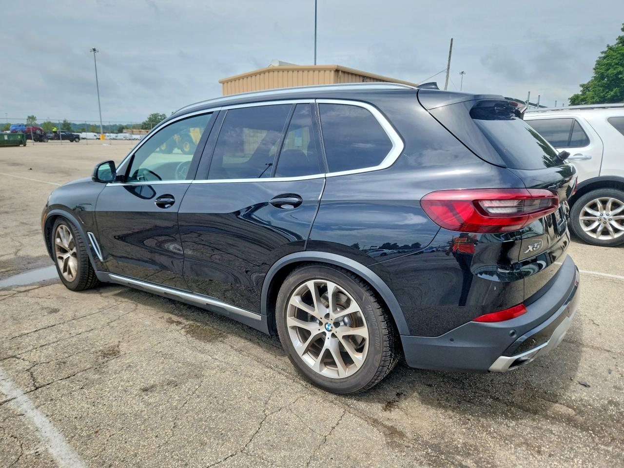 5UXTA6C08M9D53551 · 2021 BMW X5 · 2/13