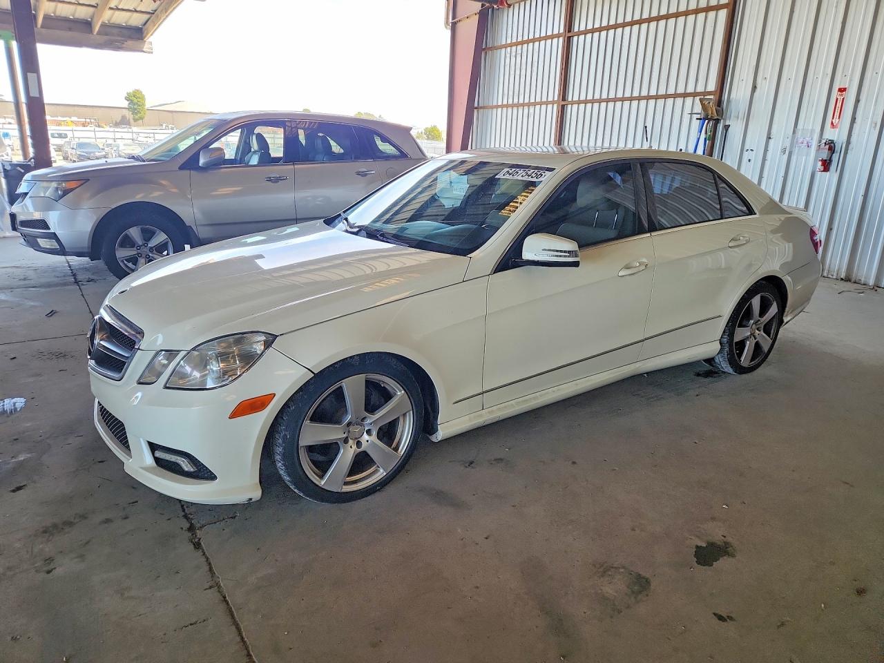 WDDHF5GB9BA267985 · 2011 MERCEDES-BENZ E