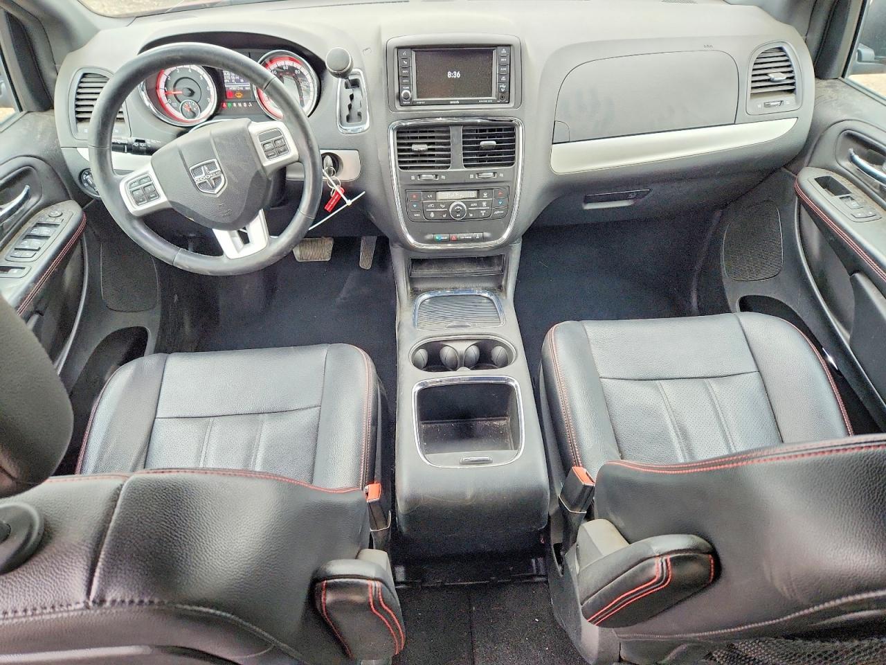 2C4RDGEG0JR241302 · 2018 DODGE GRAND CARAVAN · 8/14