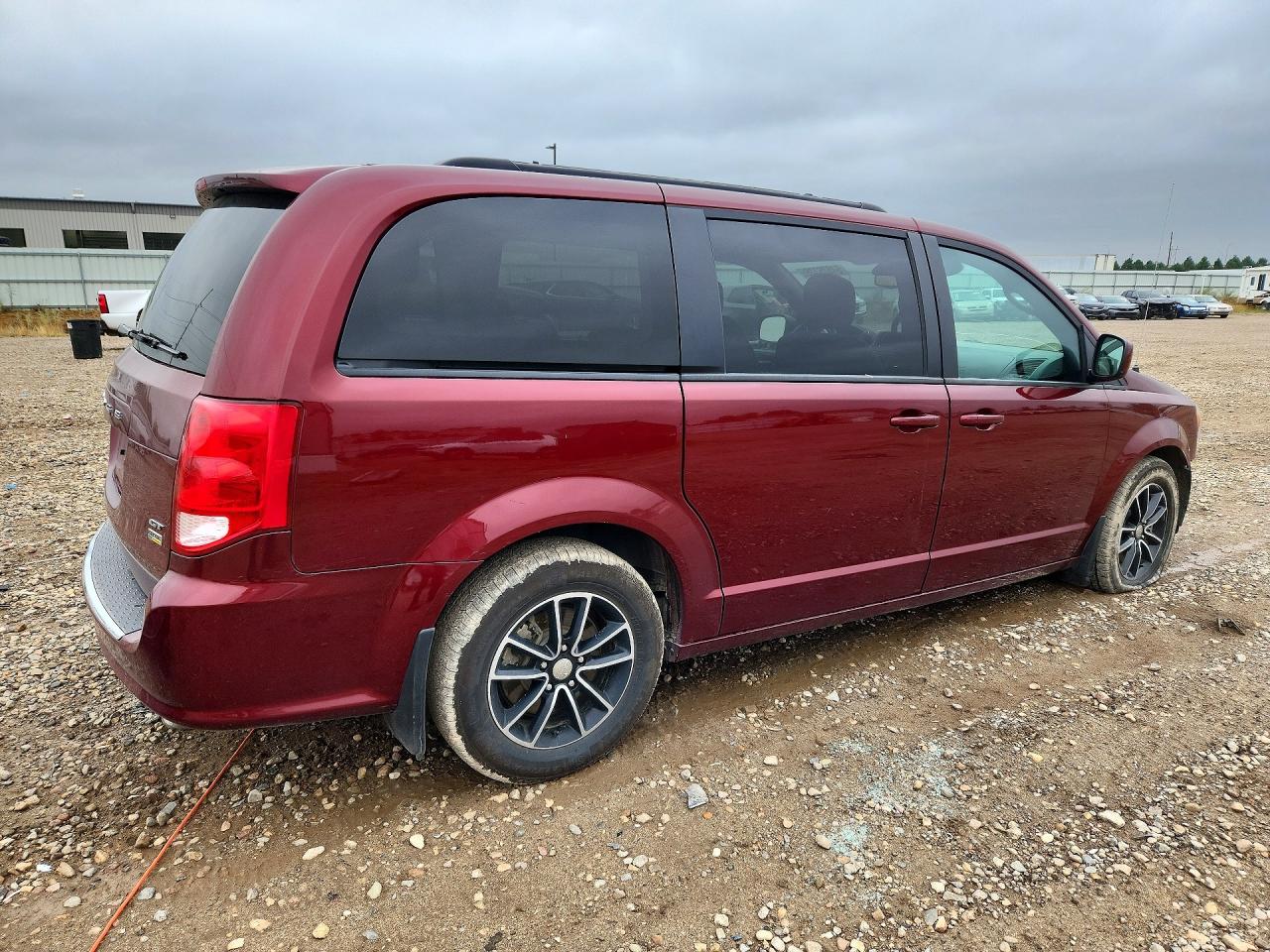 2C4RDGEG0JR241302 · 2018 DODGE GRAND CARAVAN · 3/14