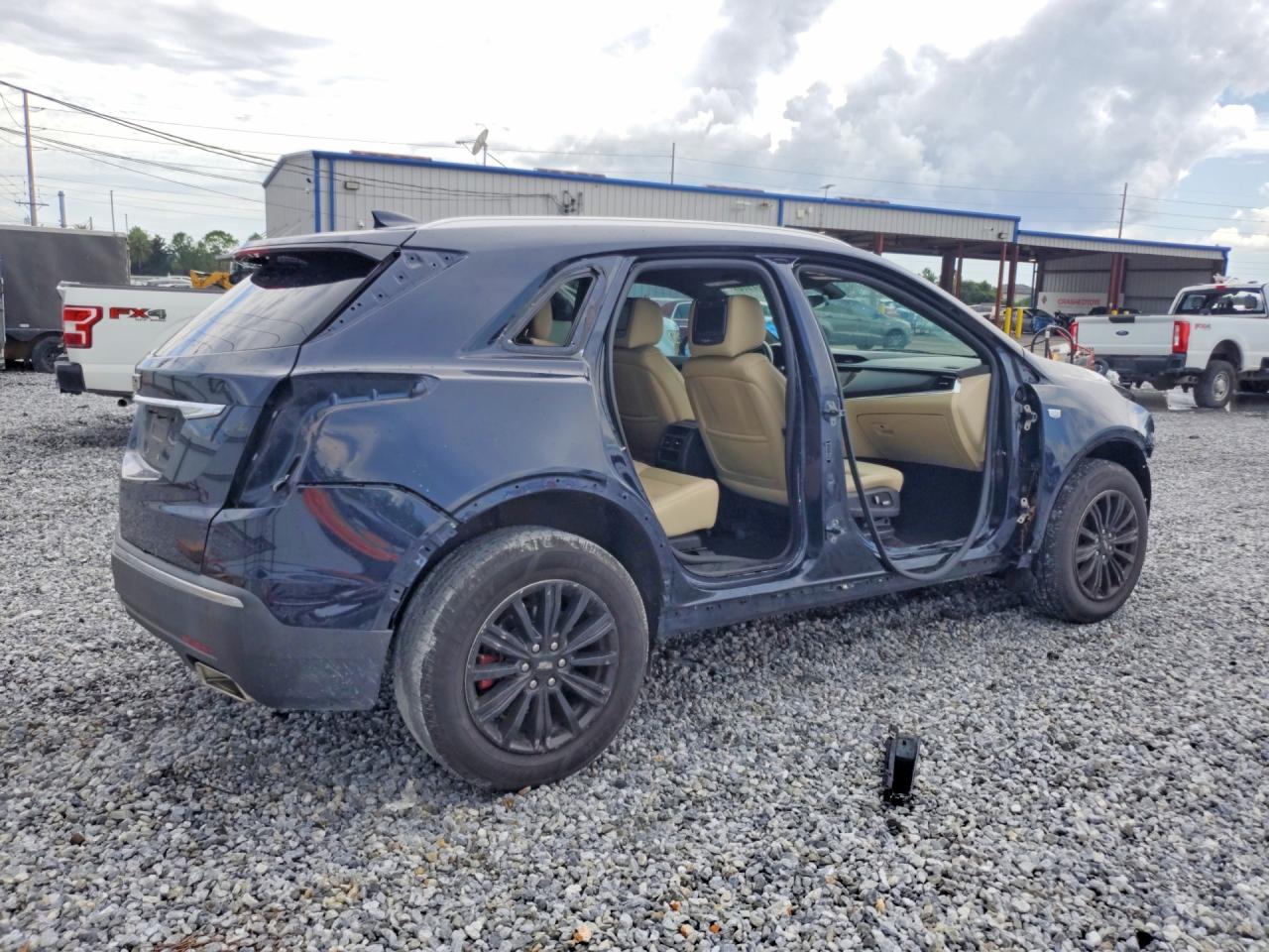 1GYKNARS1HZ207406 · 2017 CADILLAC XT5 · 3/14