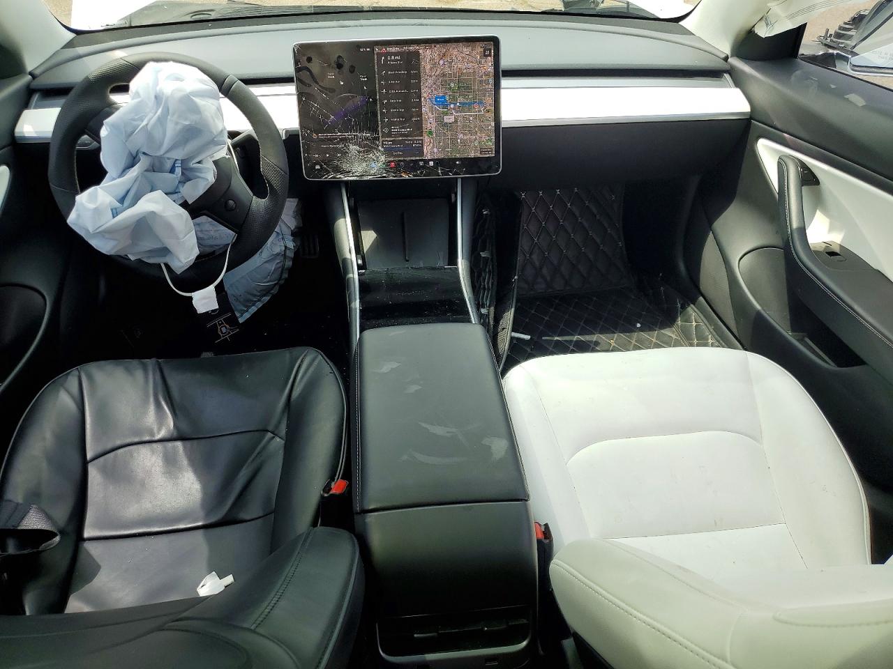 5YJ3E1EC8LF642138 · 2020 TESLA MODEL 3 · 8/12