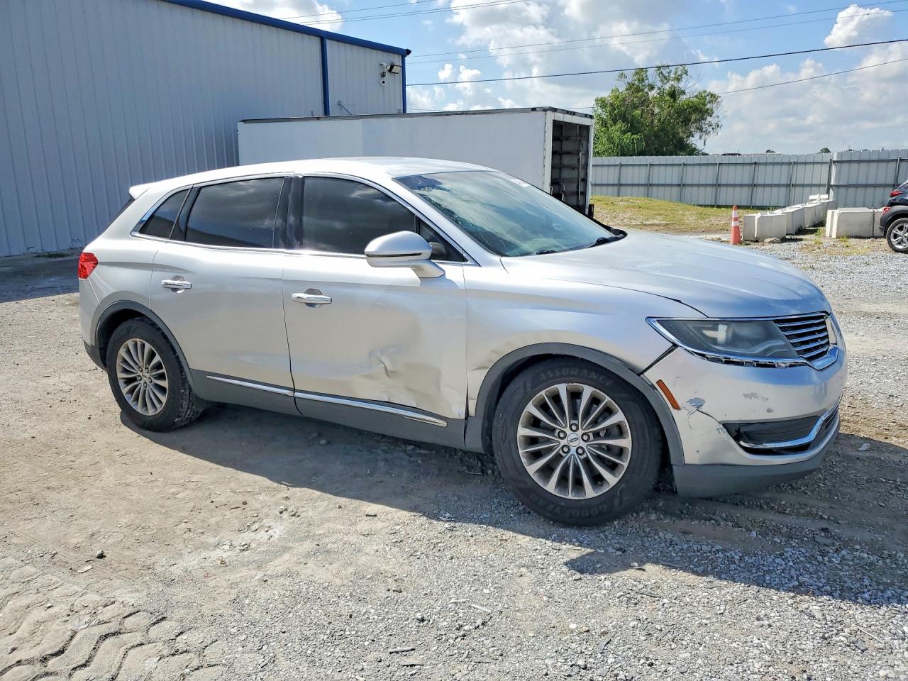 2LMTJ6KR6GBL56776 · 2016 LINCOLN MKX · 4/13