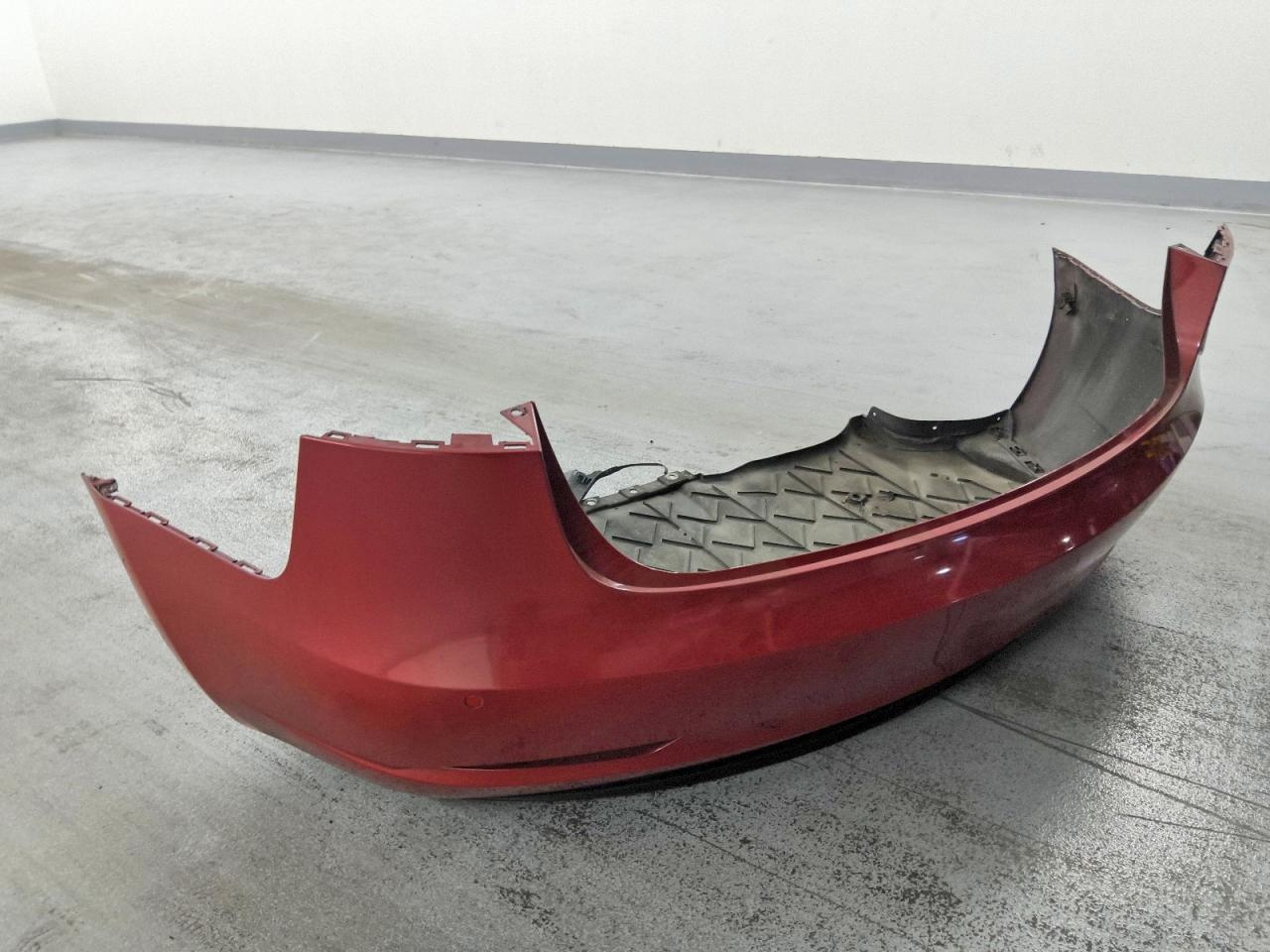 5YJ3E1EB2NF305054 · 2022 TESLA MODEL 3 · 12/13