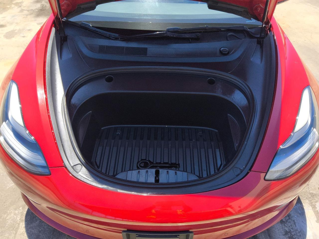 5YJ3E1EB2NF305054 · 2022 TESLA MODEL 3 · 11/13