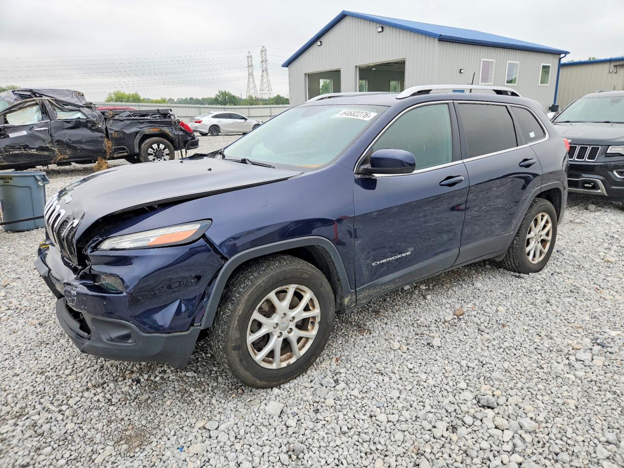 1C4PJMCB7GW338258 · 2016 JEEP CHEROKEE