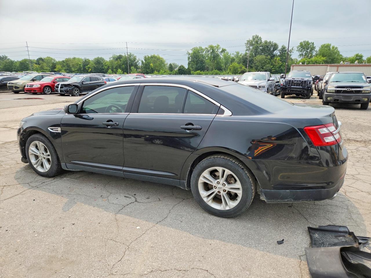 1FAHP2E80FG102154 · 2015 FORD TAURUS · 2/12