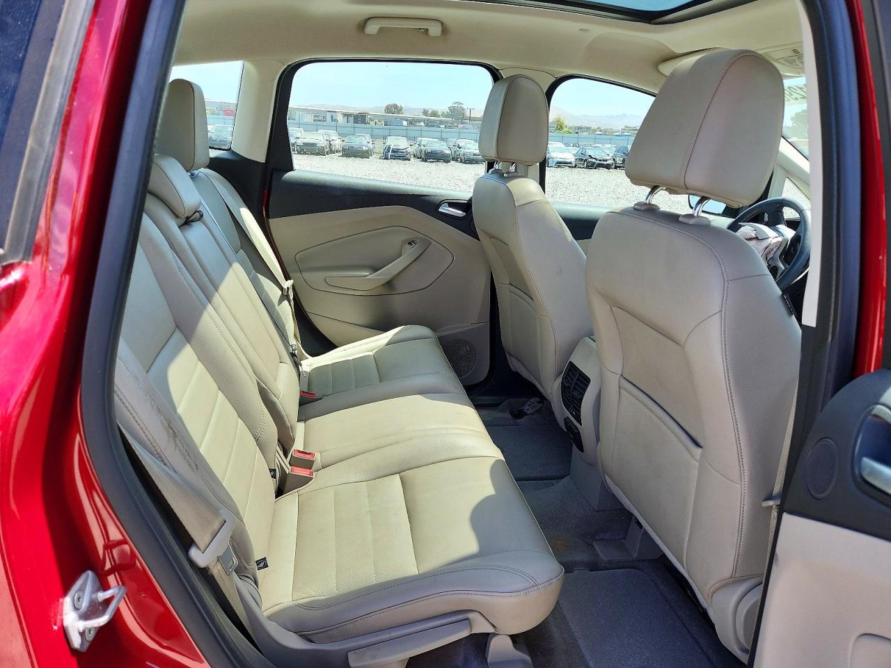 1FADP5CU8GL119843 · 2016 FORD C-MAX · 10/12
