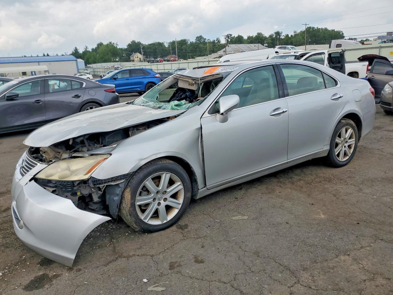 JTHBJ46GX82246117 · 2008 LEXUS ES