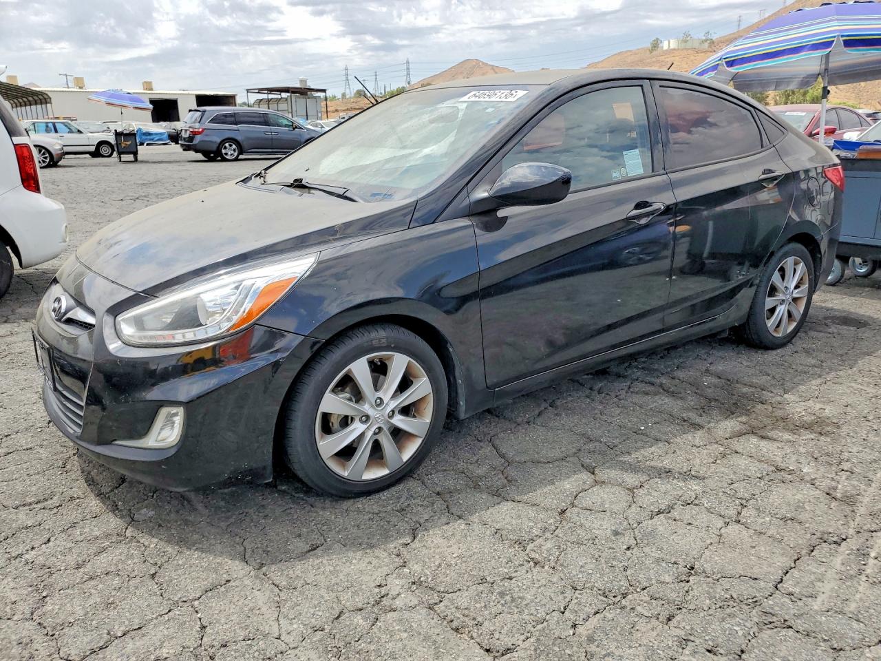 KMHCU4AE5EU747365 · 2014 HYUNDAI ACCENT