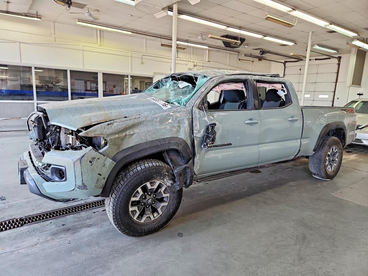3TMDZ5BN1NM137269 · 2022 TOYOTA TACOMA