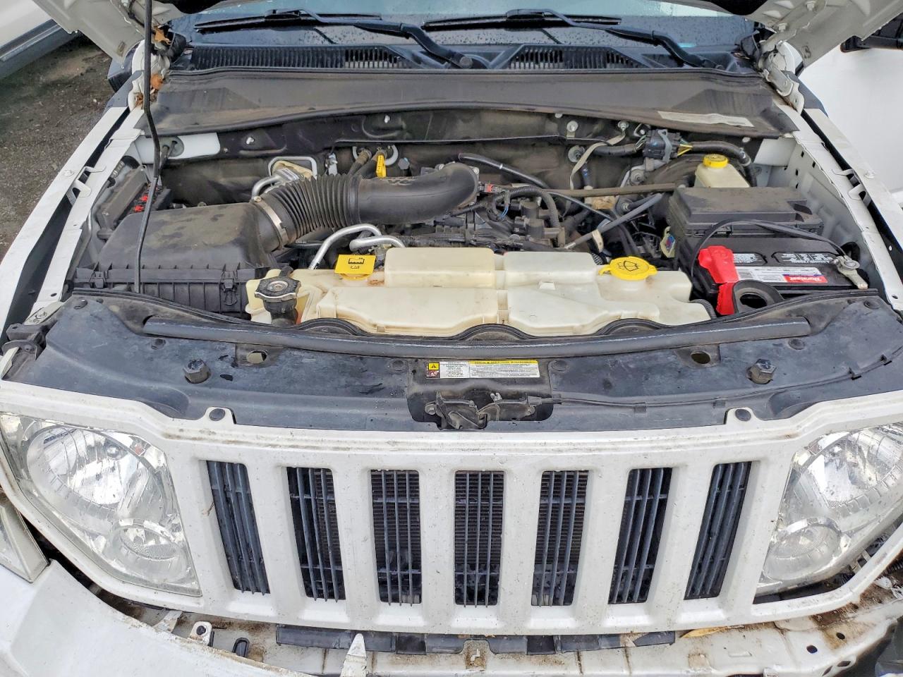 1J4PP2GK0BW569664 · 2011 JEEP LIBERTY · 12/13