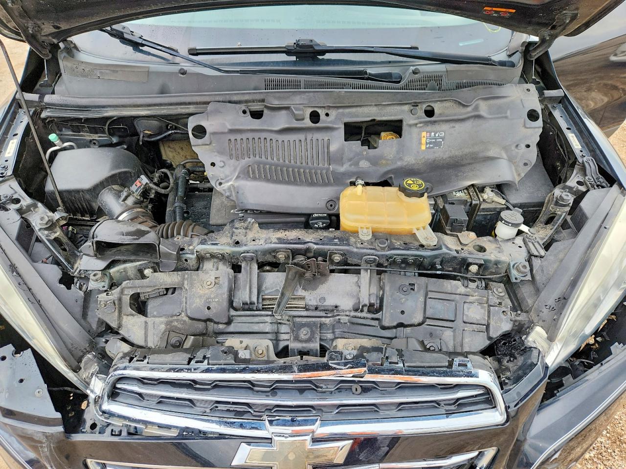 3GNCJTSB9FL243576 · 2015 CHEVROLET TRAX · 11/12