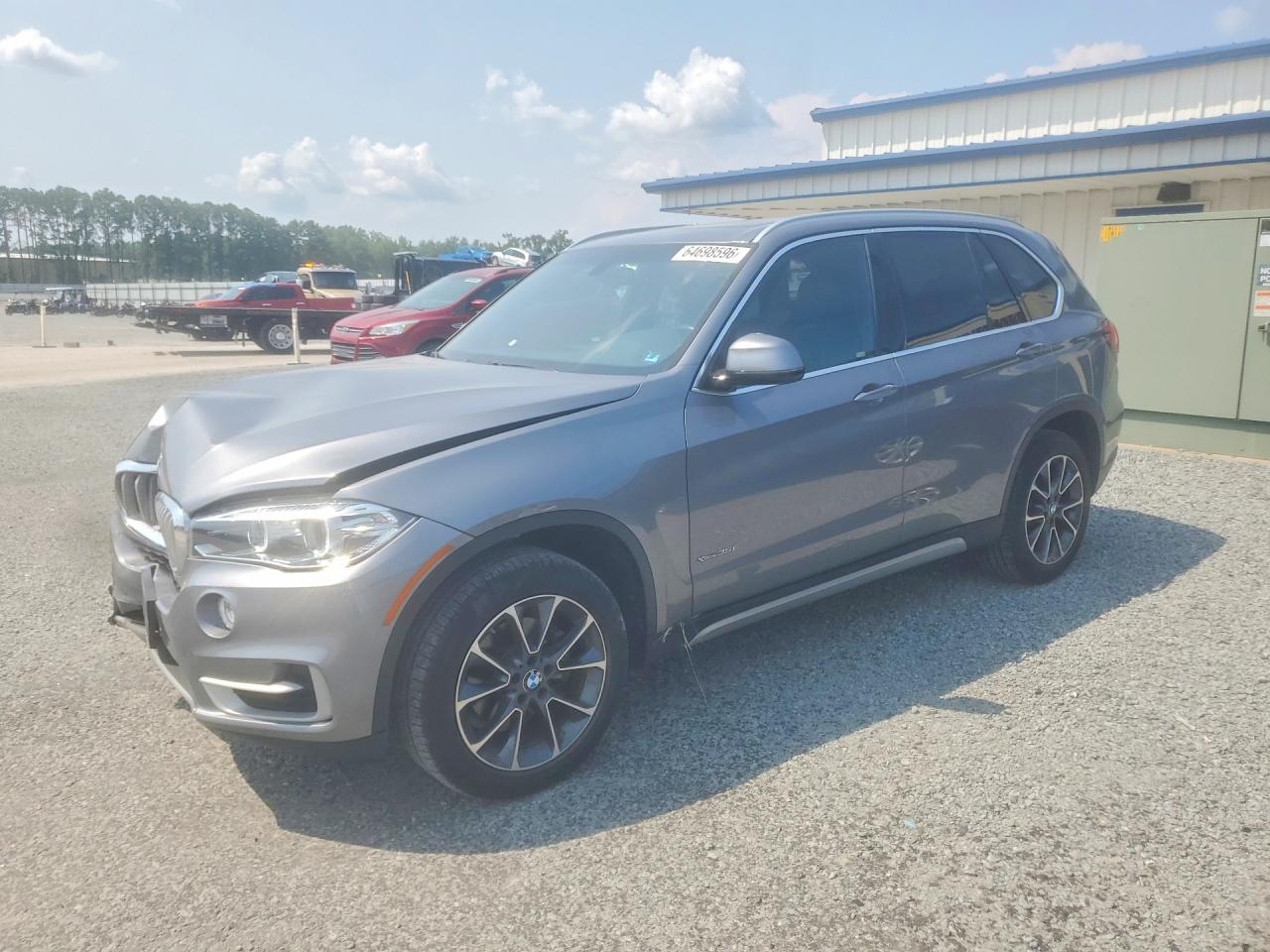 5UXKR0C57JL074617 · 2018 BMW X5