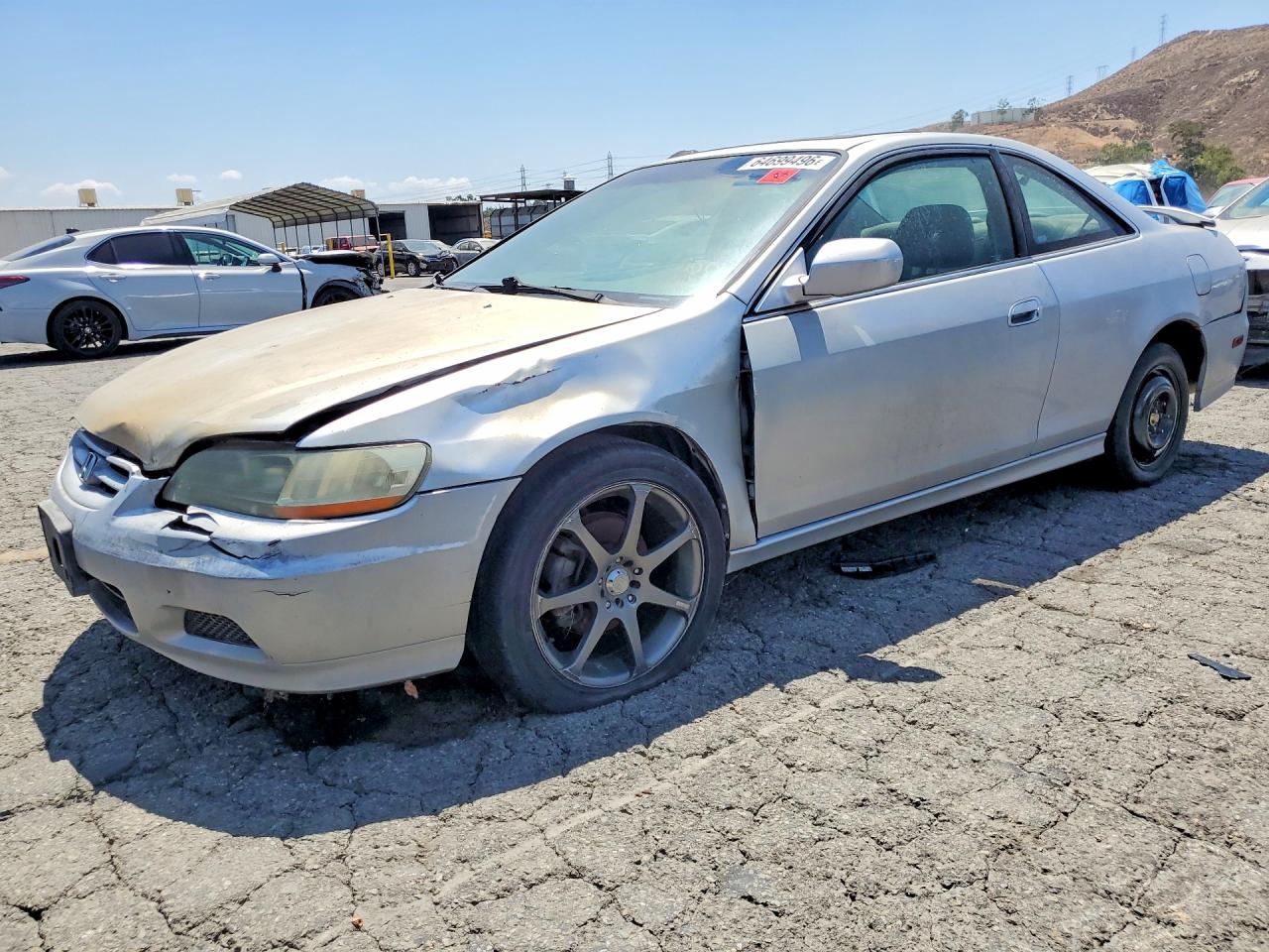 1HGCG22502A004576 · 2002 HONDA ACCORD