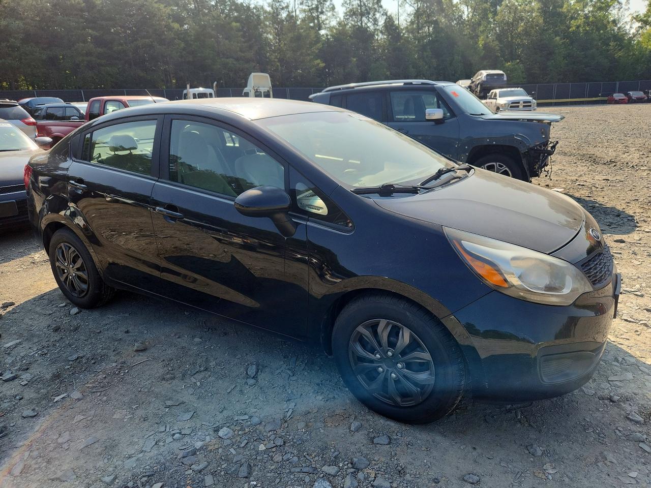 KNADM4A32C6046305 · 2012 KIA RIO · 4/12