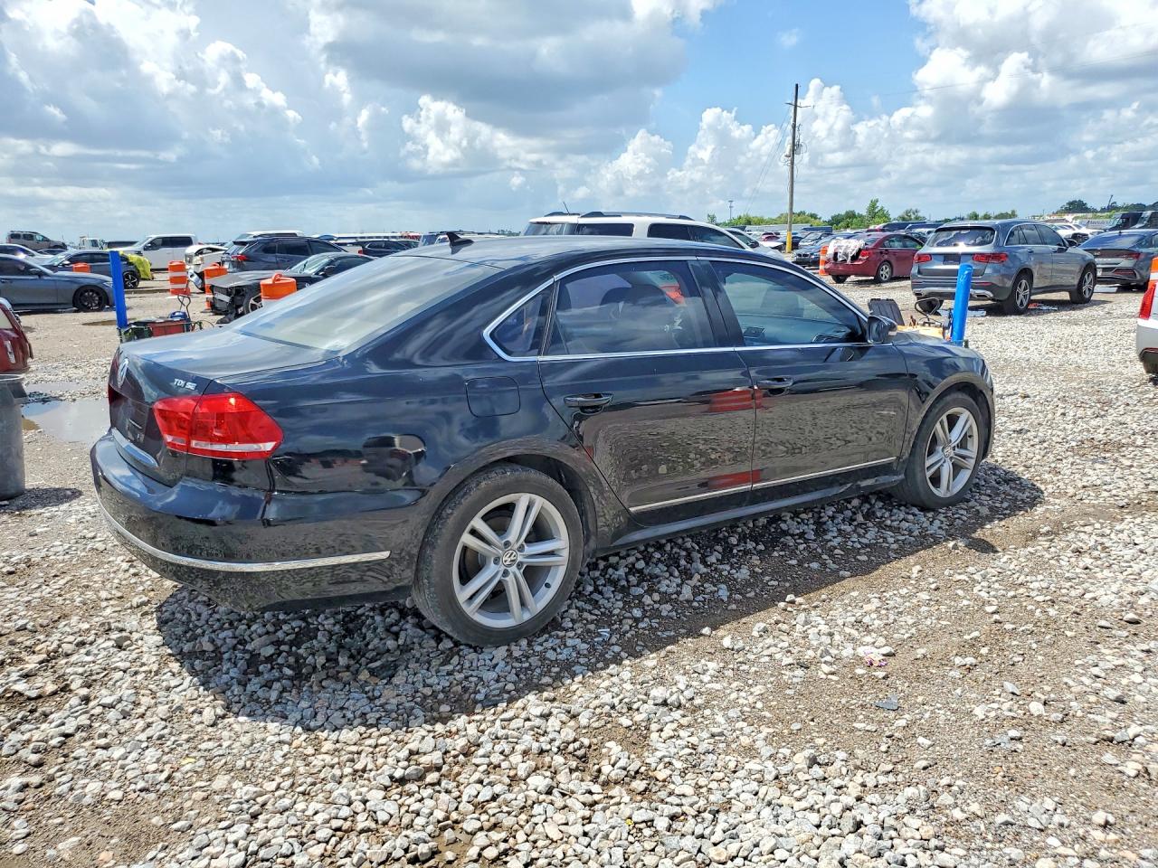 1VWBN7A33DC111610 · 2013 VOLKSWAGEN PASSAT · 3/12