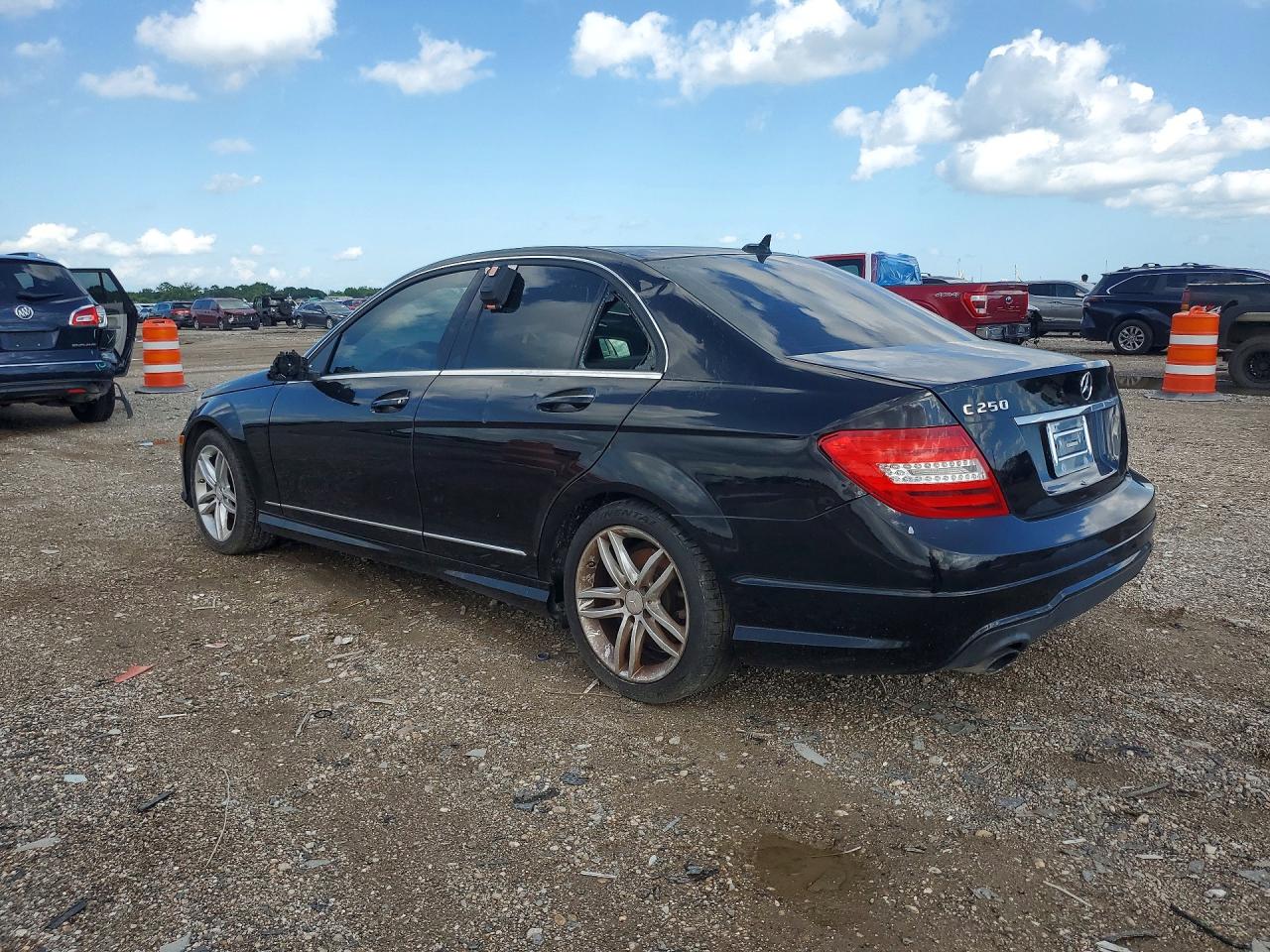 WDDGF4HB6EG216966 · 2014 MERCEDES-BENZ C · 2/12