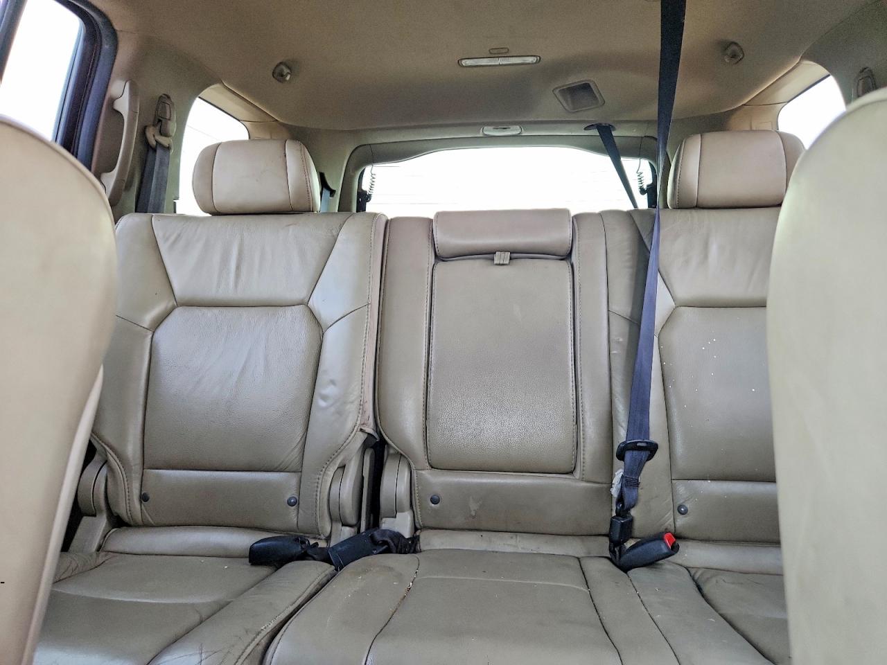 5FNYF3H59BB040813 · 2011 HONDA PILOT · 10/13