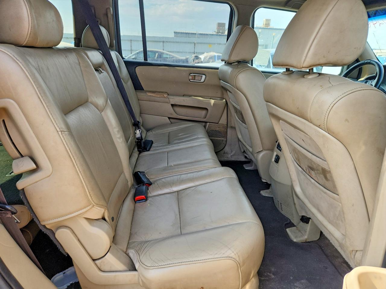 5FNYF3H59BB040813 · 2011 HONDA PILOT · 11/13