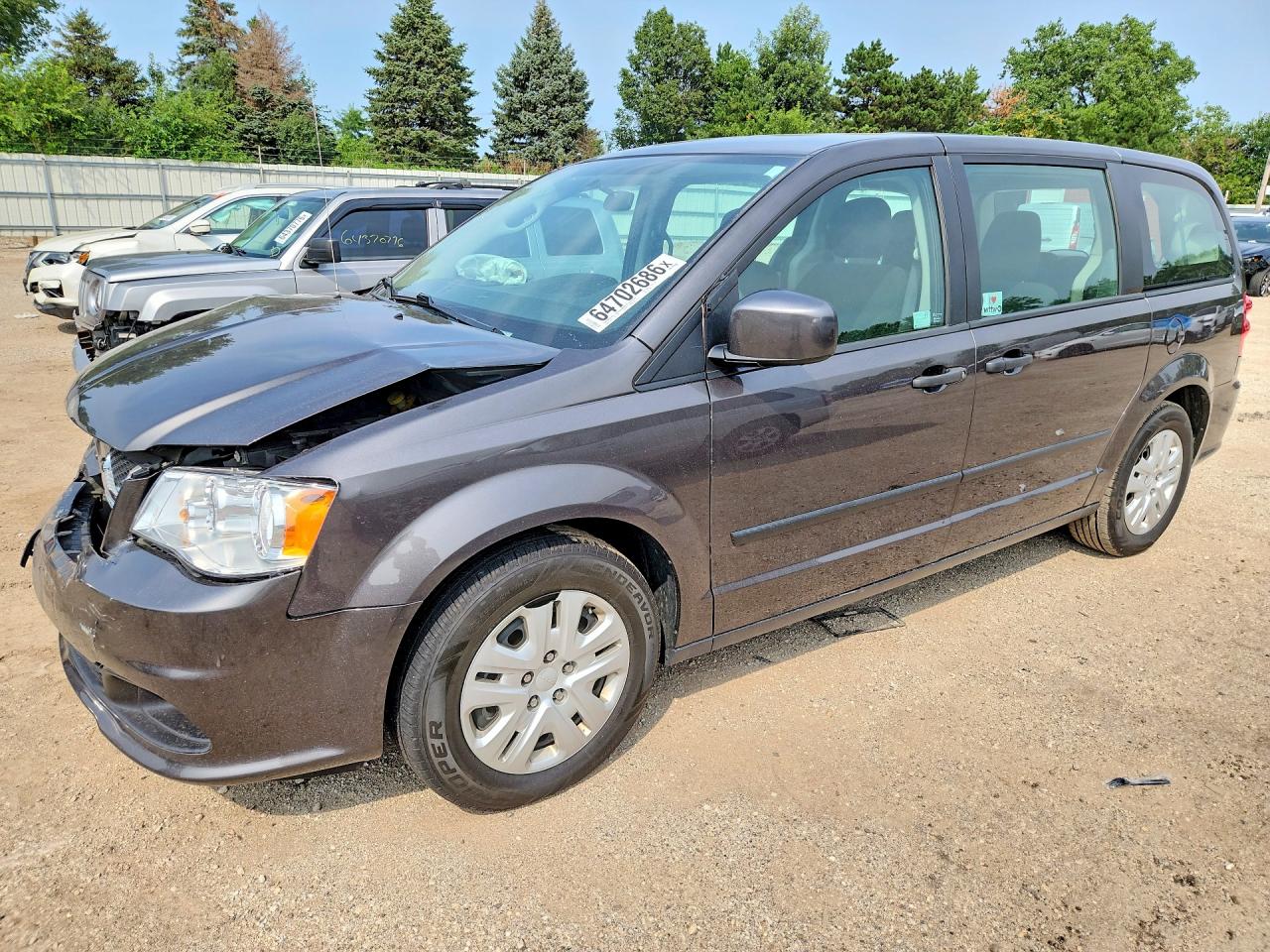2C4RDGBGXFR687100 · 2015 DODGE GRAND CARAVAN