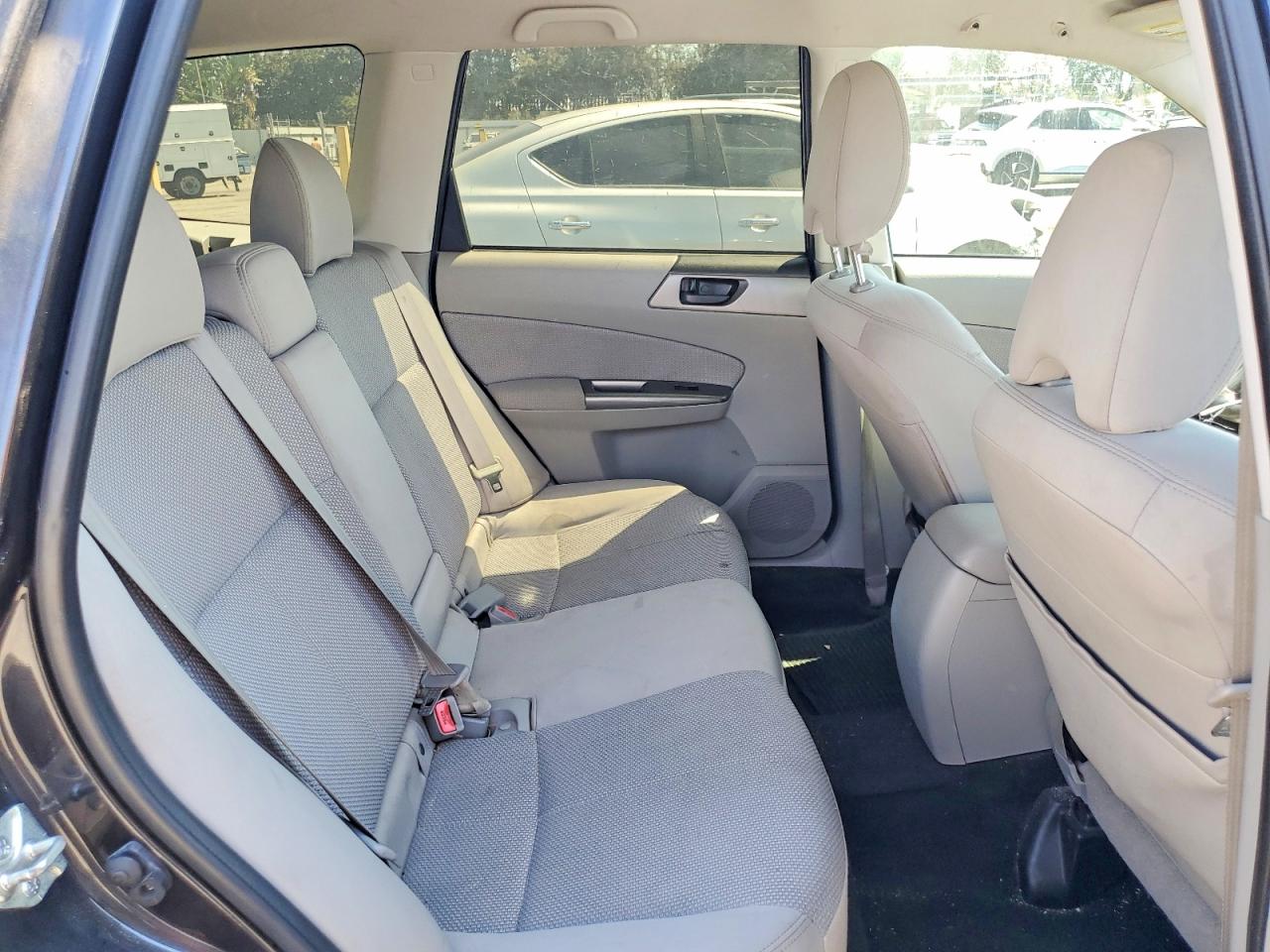 JF2SHABC5BH773762 · 2011 SUBARU FORESTER · 11/13