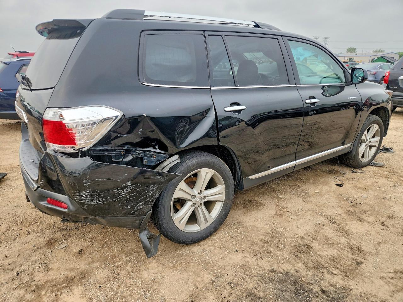5TDDK3EH6CS136677 · 2012 TOYOTA HIGHLANDER · 3/13