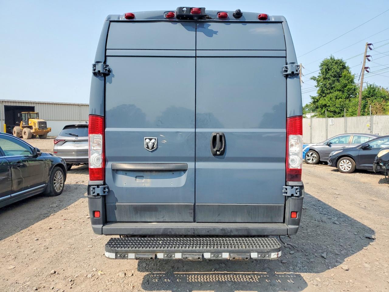 3C6MRVJG8ME570879 · 2021 RAM PROMASTER 3500 · 6/13