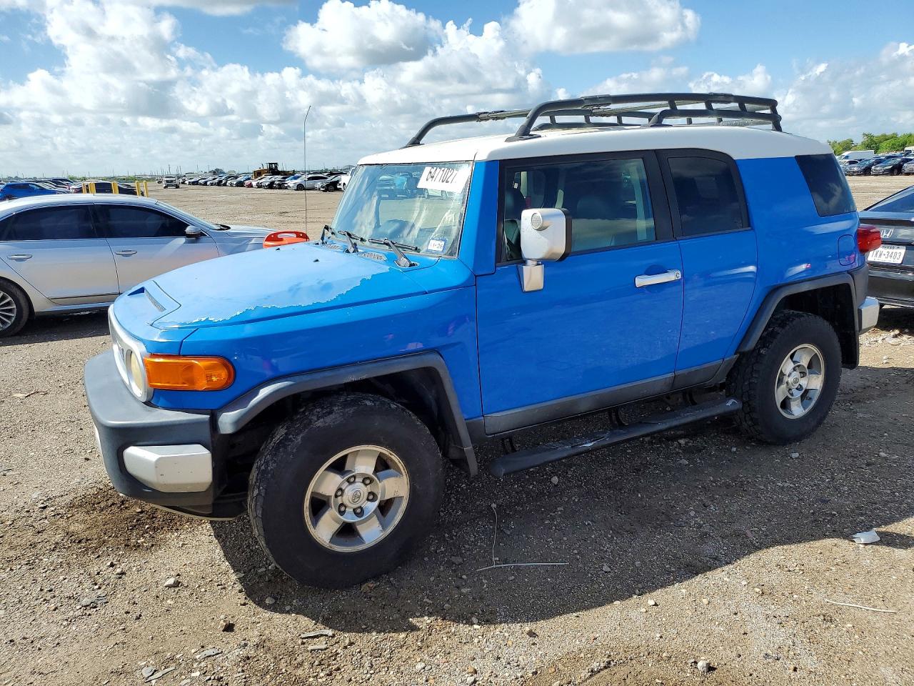 JTEBU11F480105136 · 2008 TOYOTA FJ CRUISER