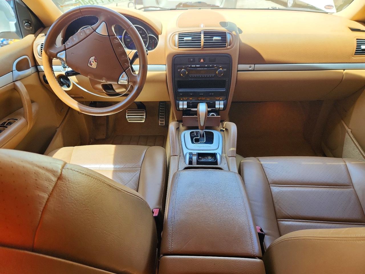 WP1AB29P14LA61127 · 2004 PORSCHE CAYENNE · 8/12
