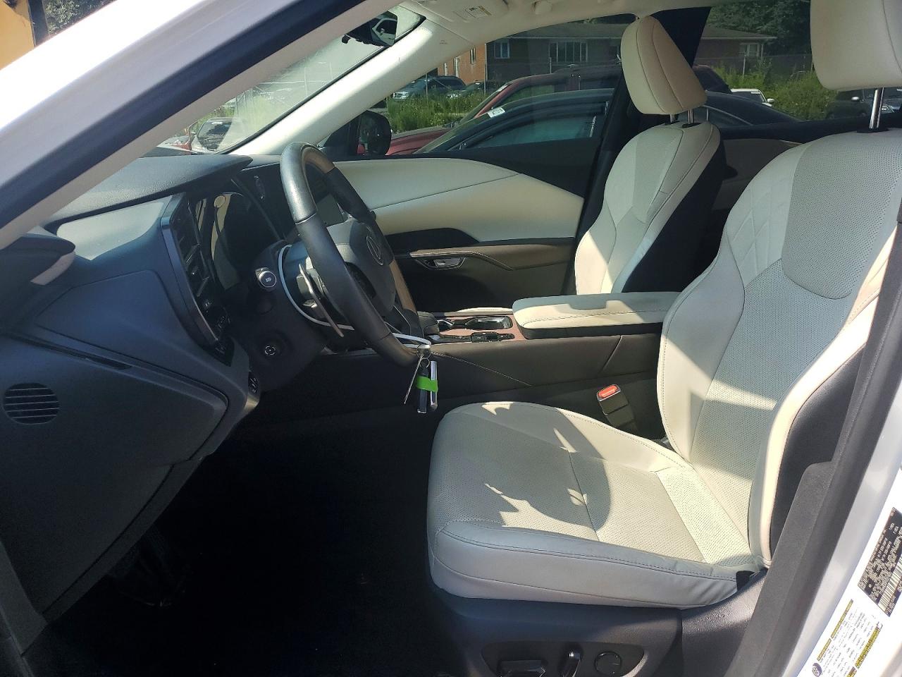 2T2BBMCAXPC021822 · 2023 LEXUS RX 350H · 7/13