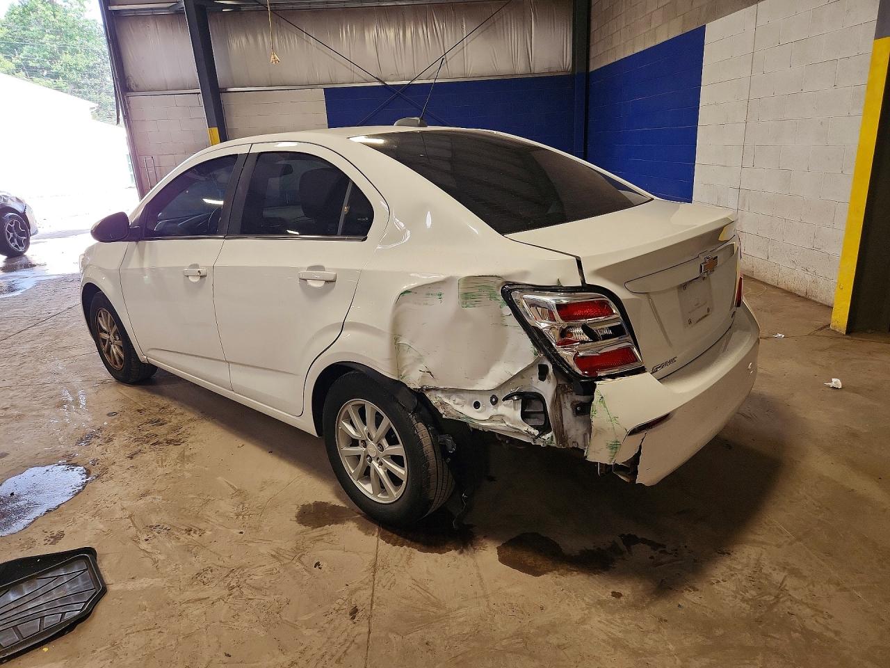 1G1JD5SG0H4153720 · 2017 CHEVROLET SONIC · 2/13