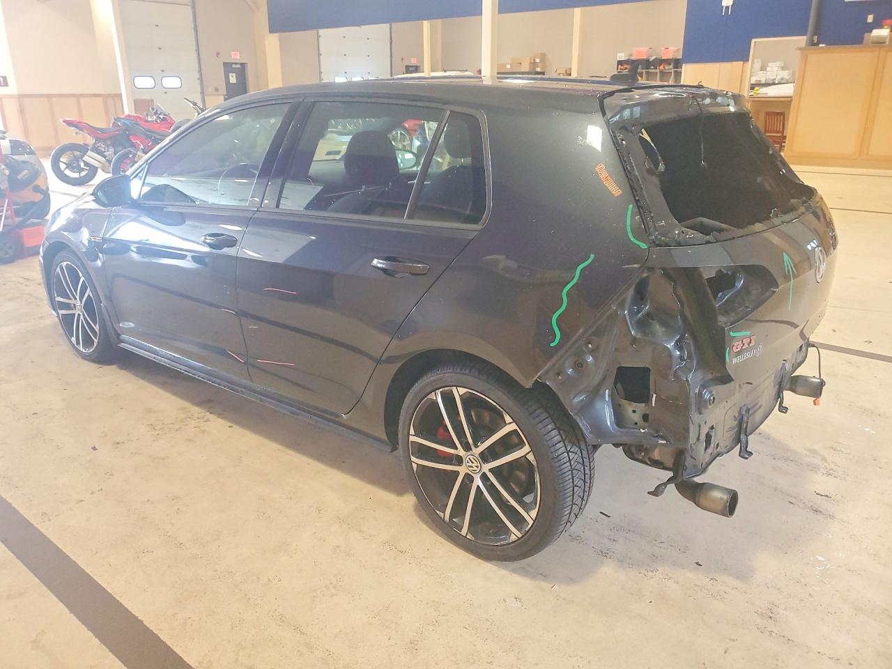 3VW447AU5HM061155 · 2017 VOLKSWAGEN GTI · 2/12